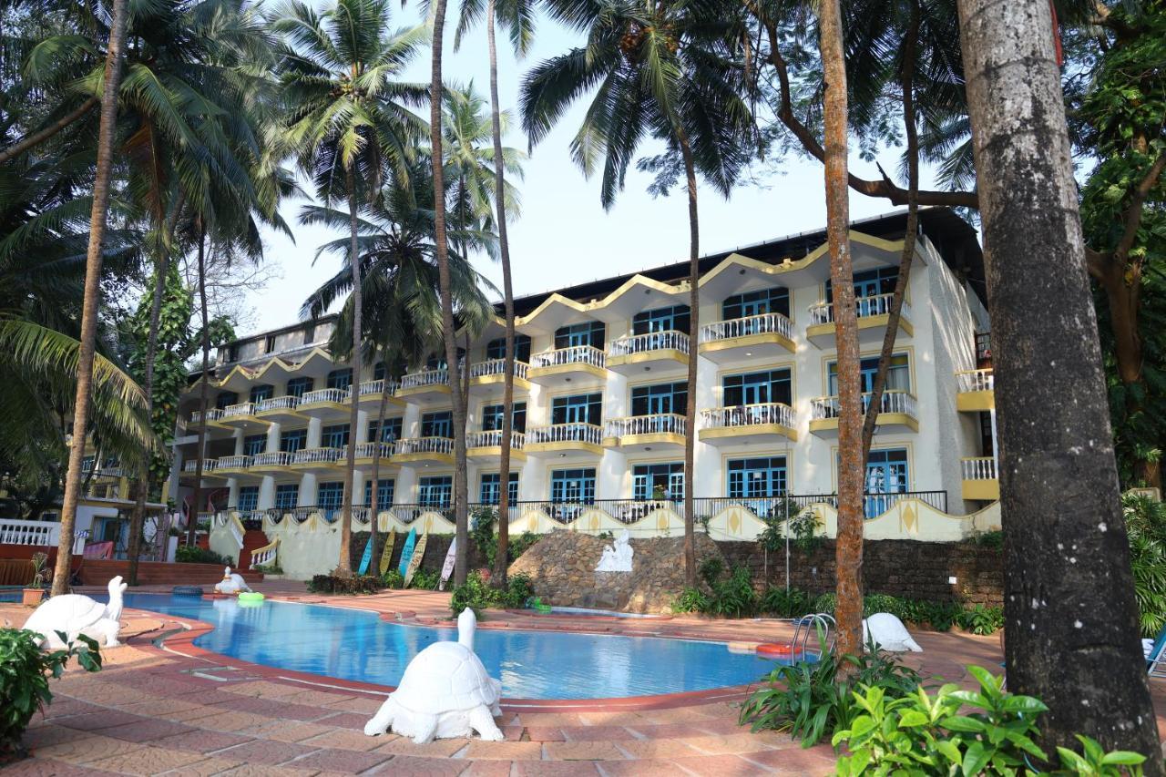 Bambolim Beach Resort Extérieur photo